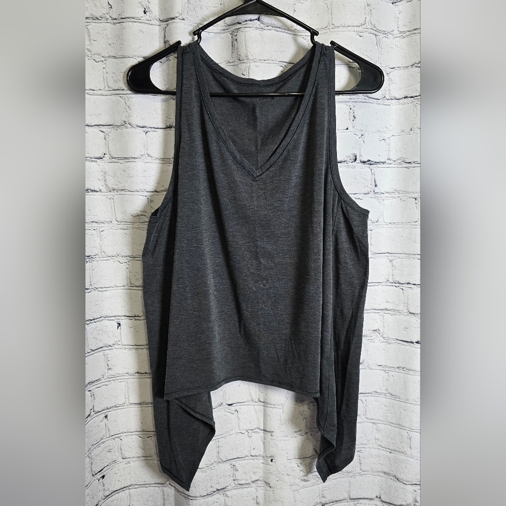 Lululemon Gray Sleeveless Women's Flip Tank Size S/M?